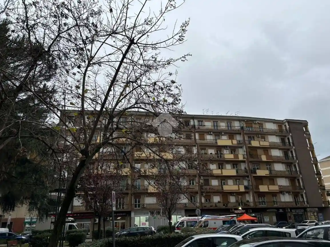 Appartamento piazza Bonaventura Zumbini 25, Centro, Cosenza - foto 3