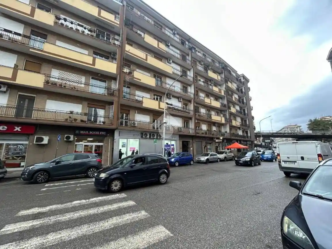 Appartamento piazza Bonaventura Zumbini 25, Centro, Cosenza - foto 5
