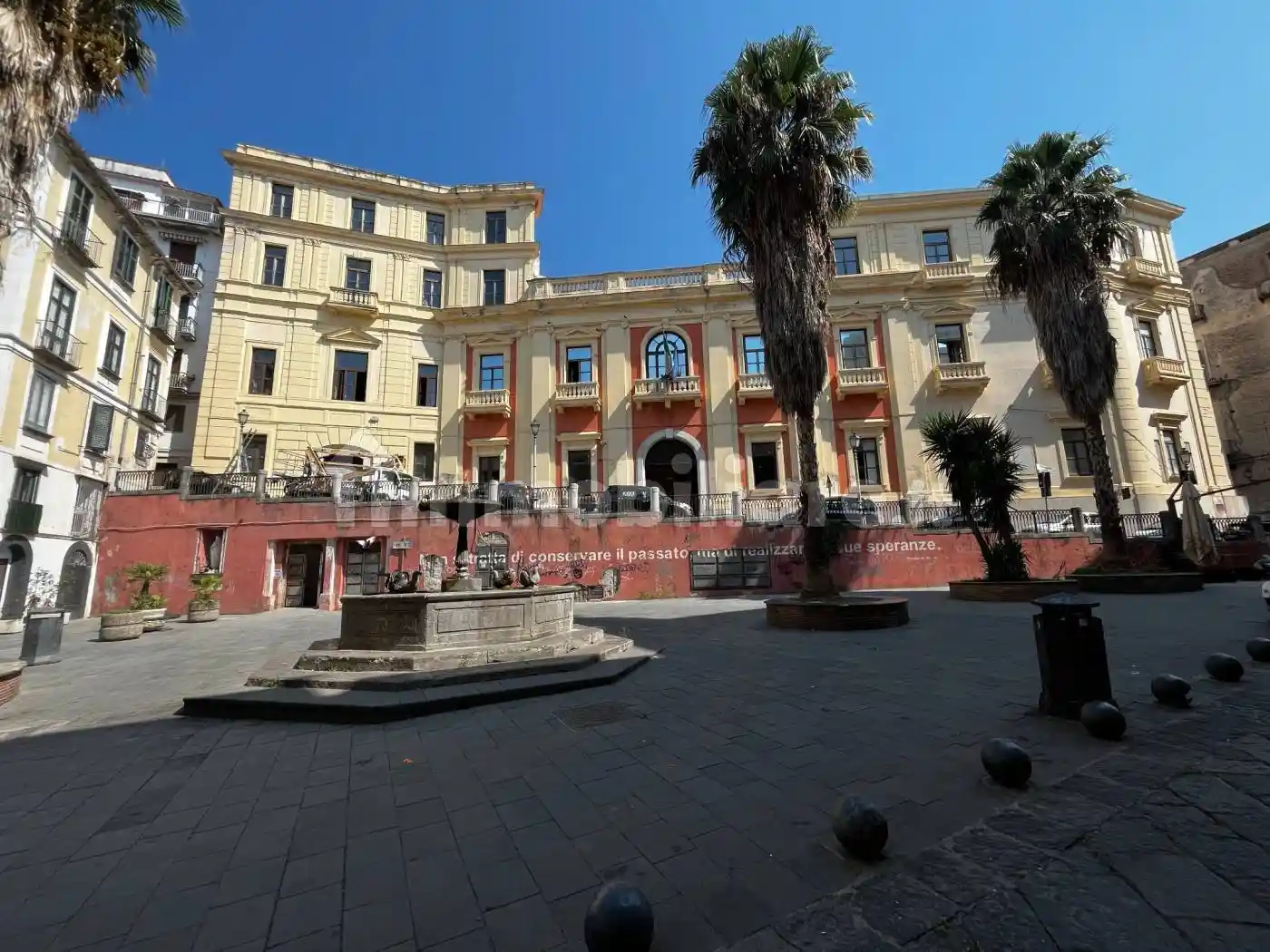 Appartamento in vendita a Salerno