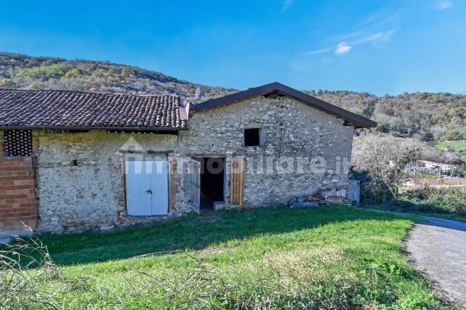 Rustico - Casale in vendita a Nembro