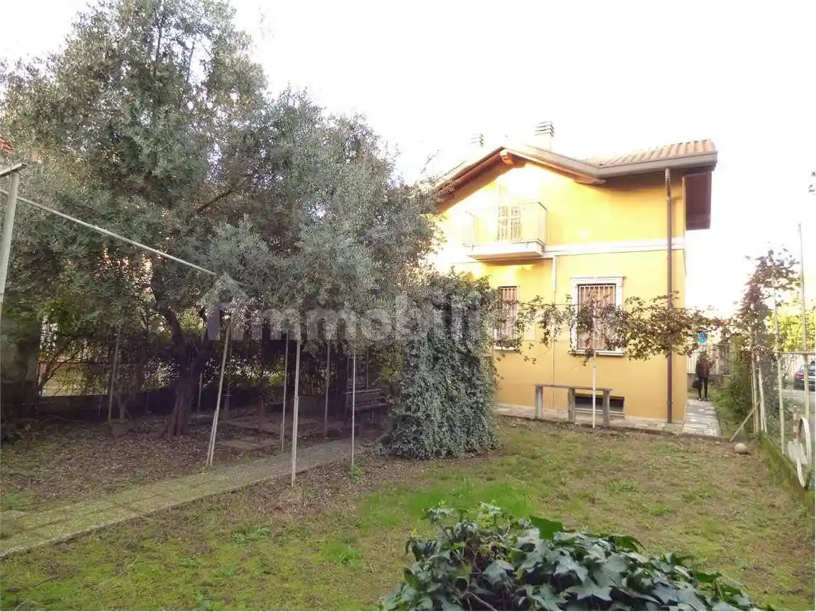 Villa in vendita a Bovisio-Masciago