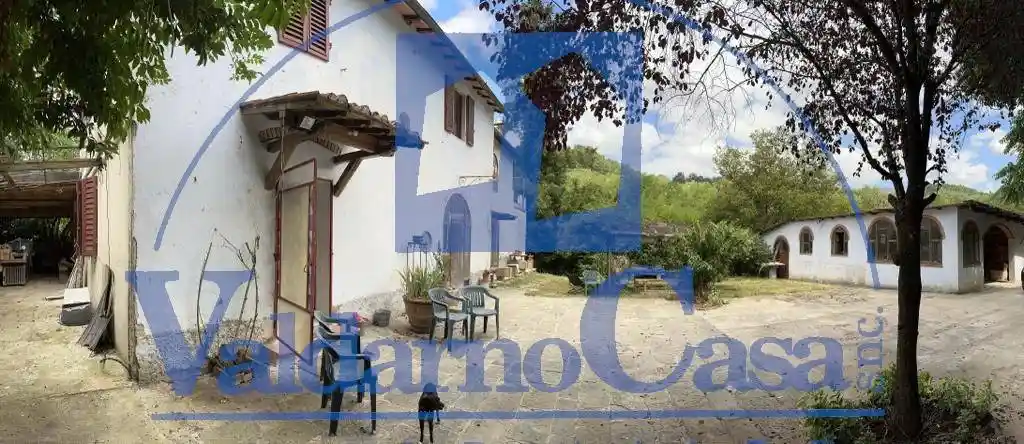 Rustico - Casale in vendita a Reggello