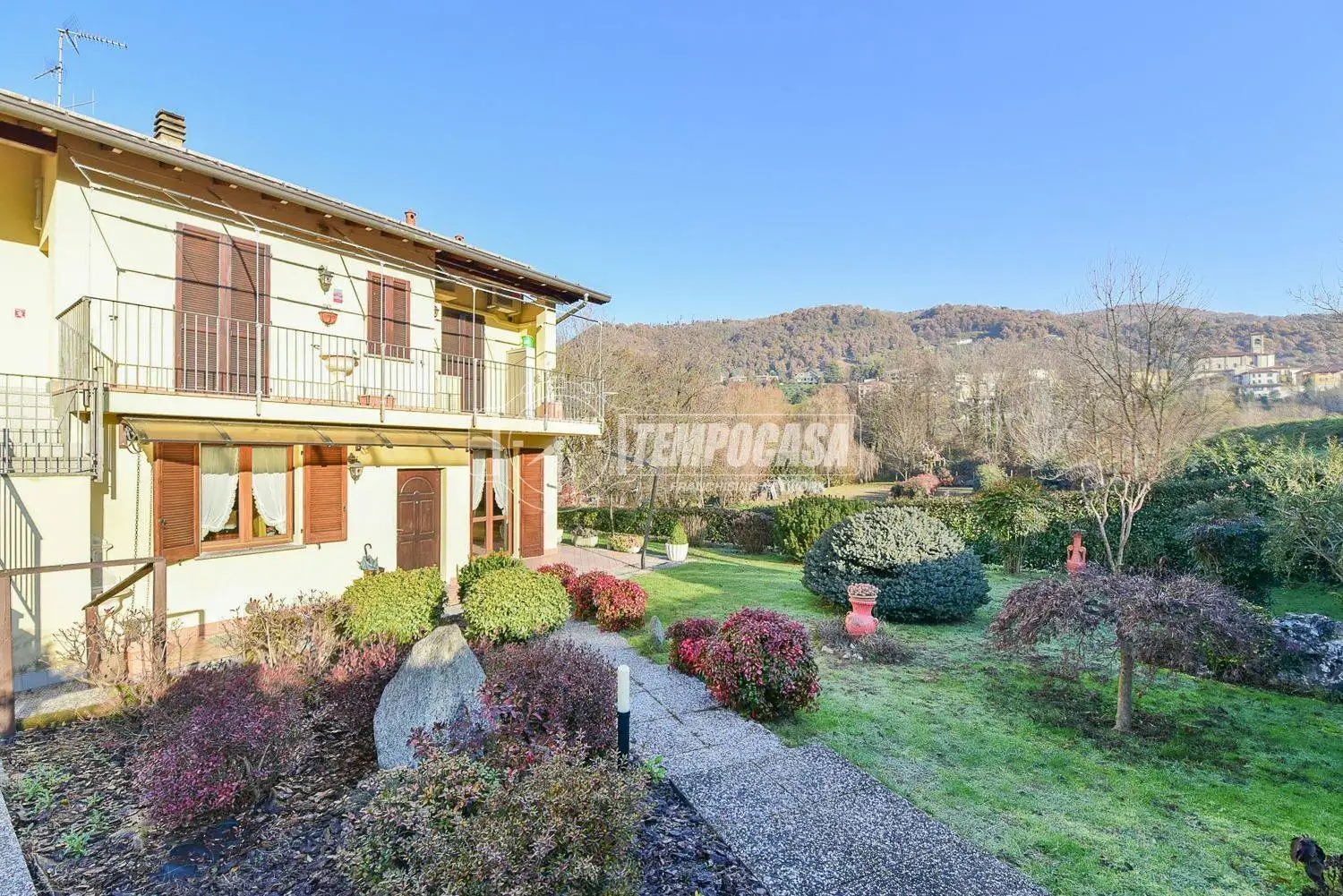 Appartamento in vendita a La Valletta Brianza