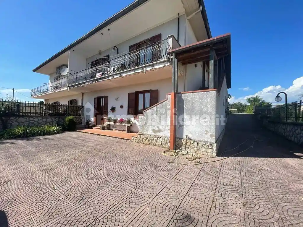 Villa in vendita a Artena