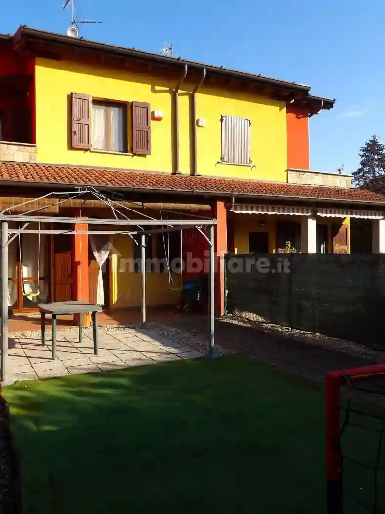 Villetta a schiera - foto 2