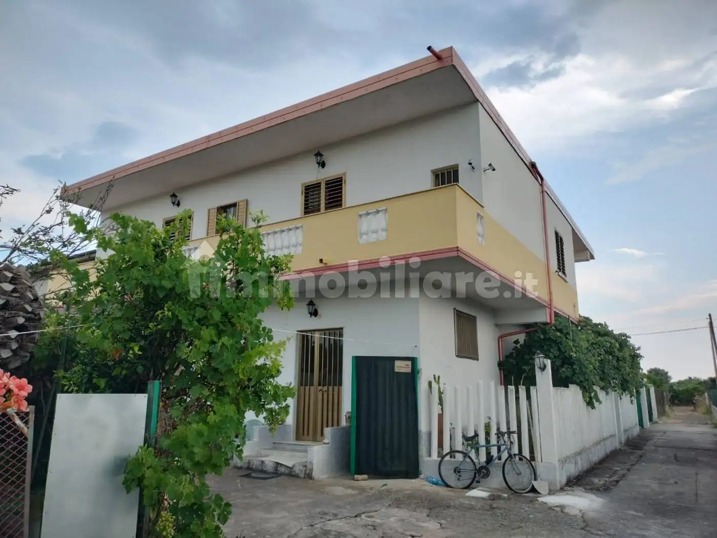 Villa in vendita a Locri