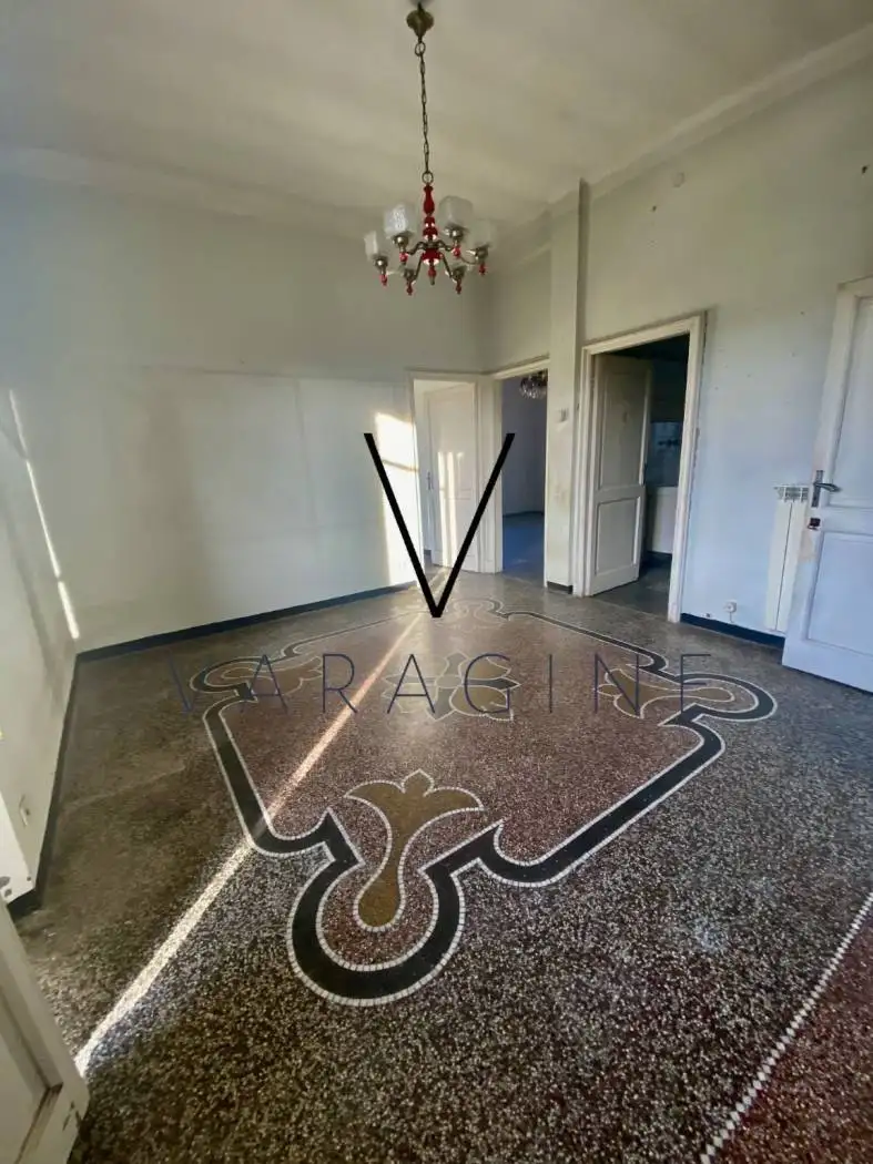 Appartamento in vendita a Varazze