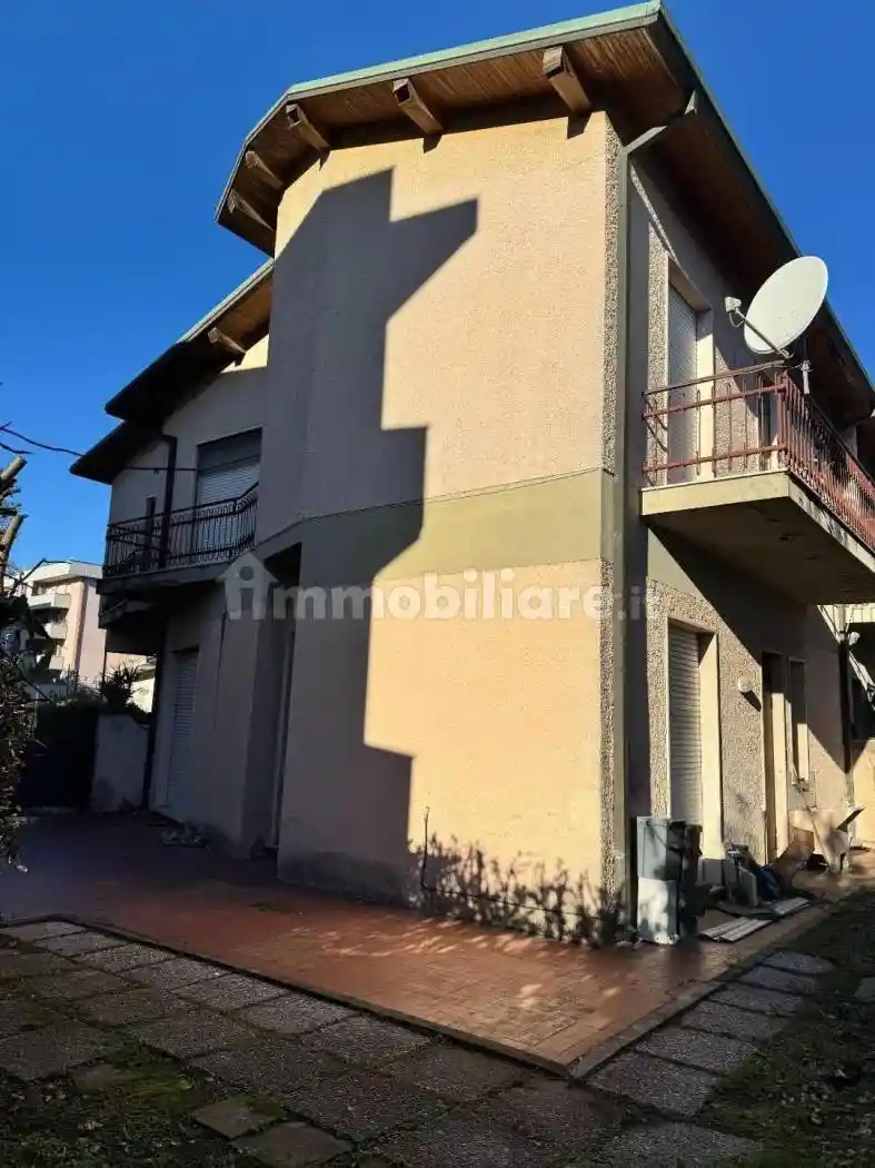 Villa in vendita a Viareggio