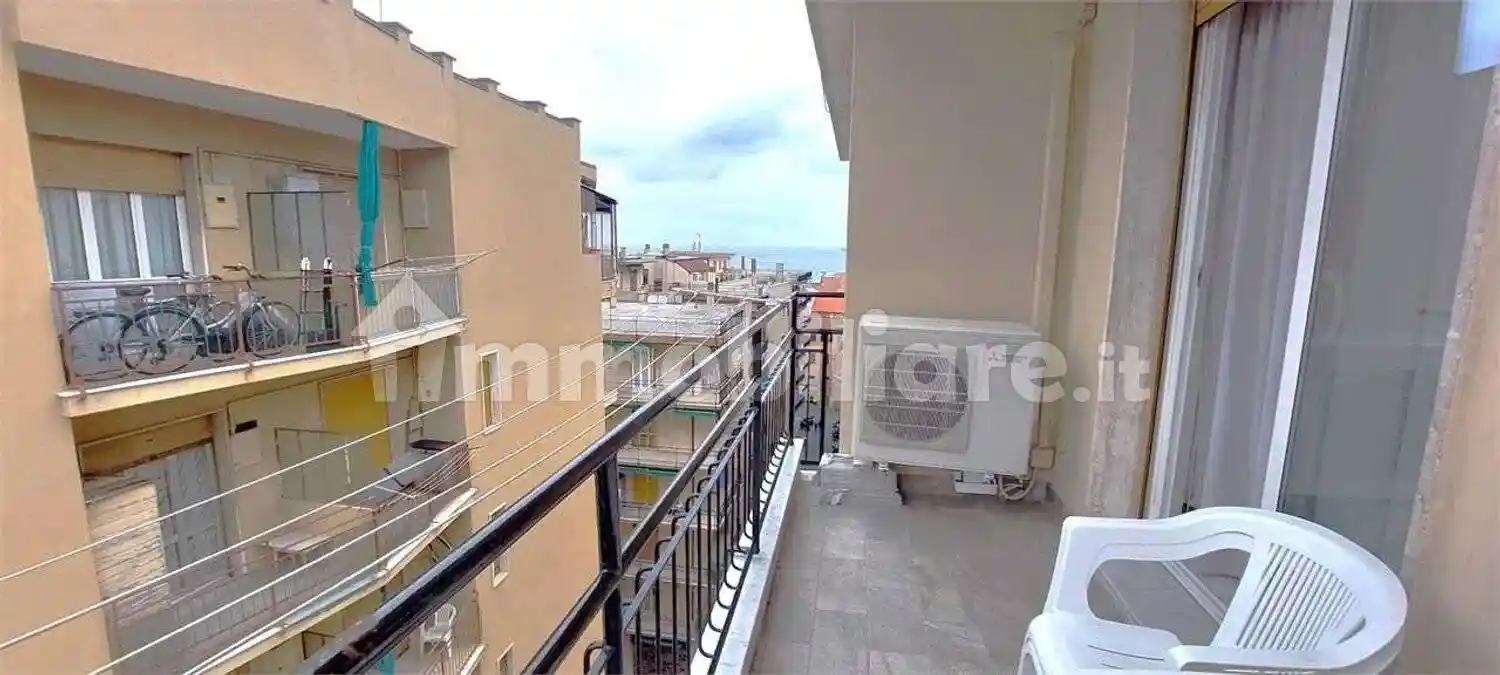 Appartamento in vendita a Loano