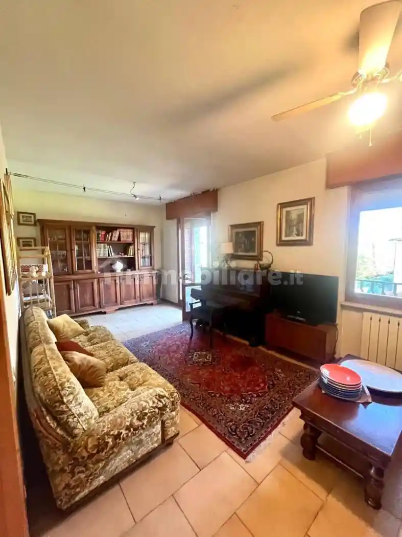 Appartamento in vendita a Barga