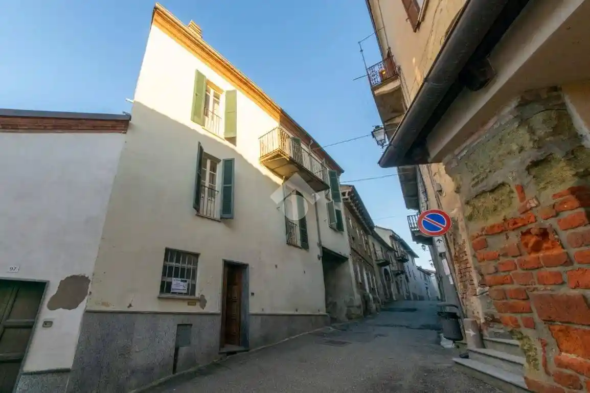 Terratetto unifamiliare via Giuseppe Garibaldi 99, Vignale Monferrato - foto 2