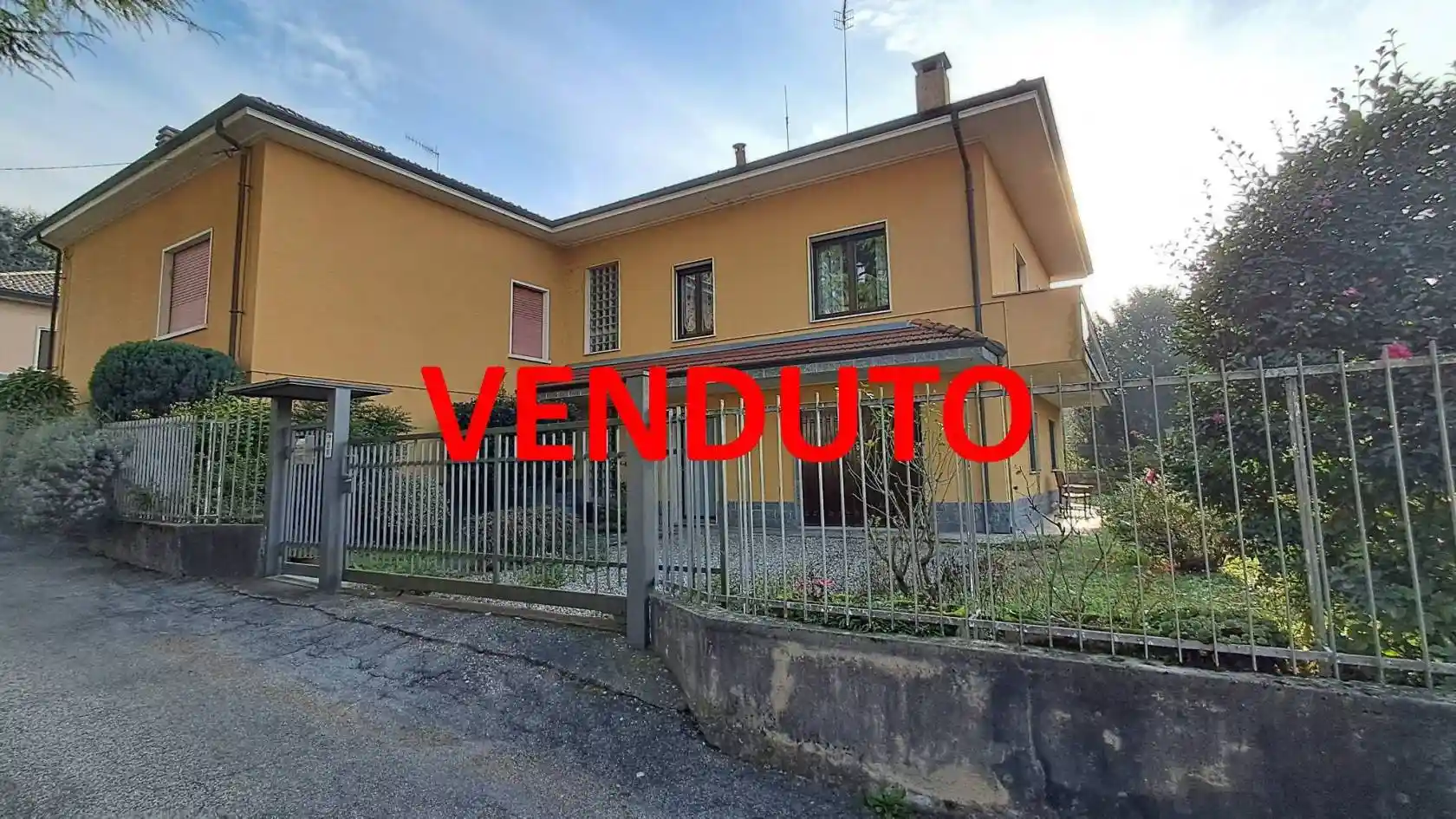 Villa in vendita a Vergiate