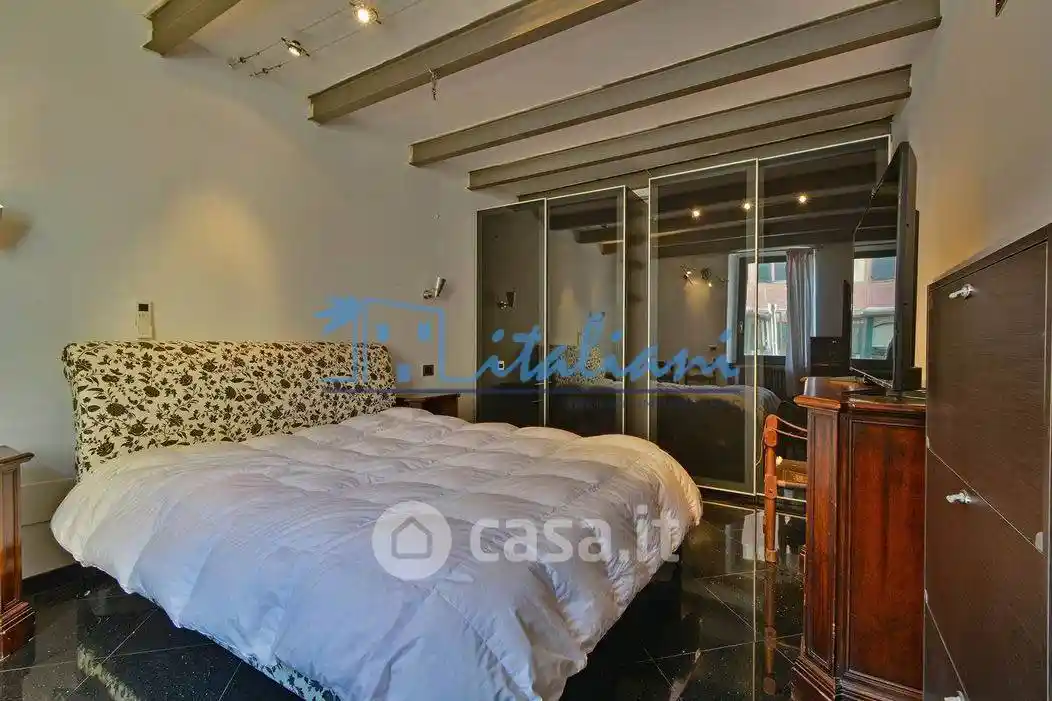 Appartamento in vendita a Varazze