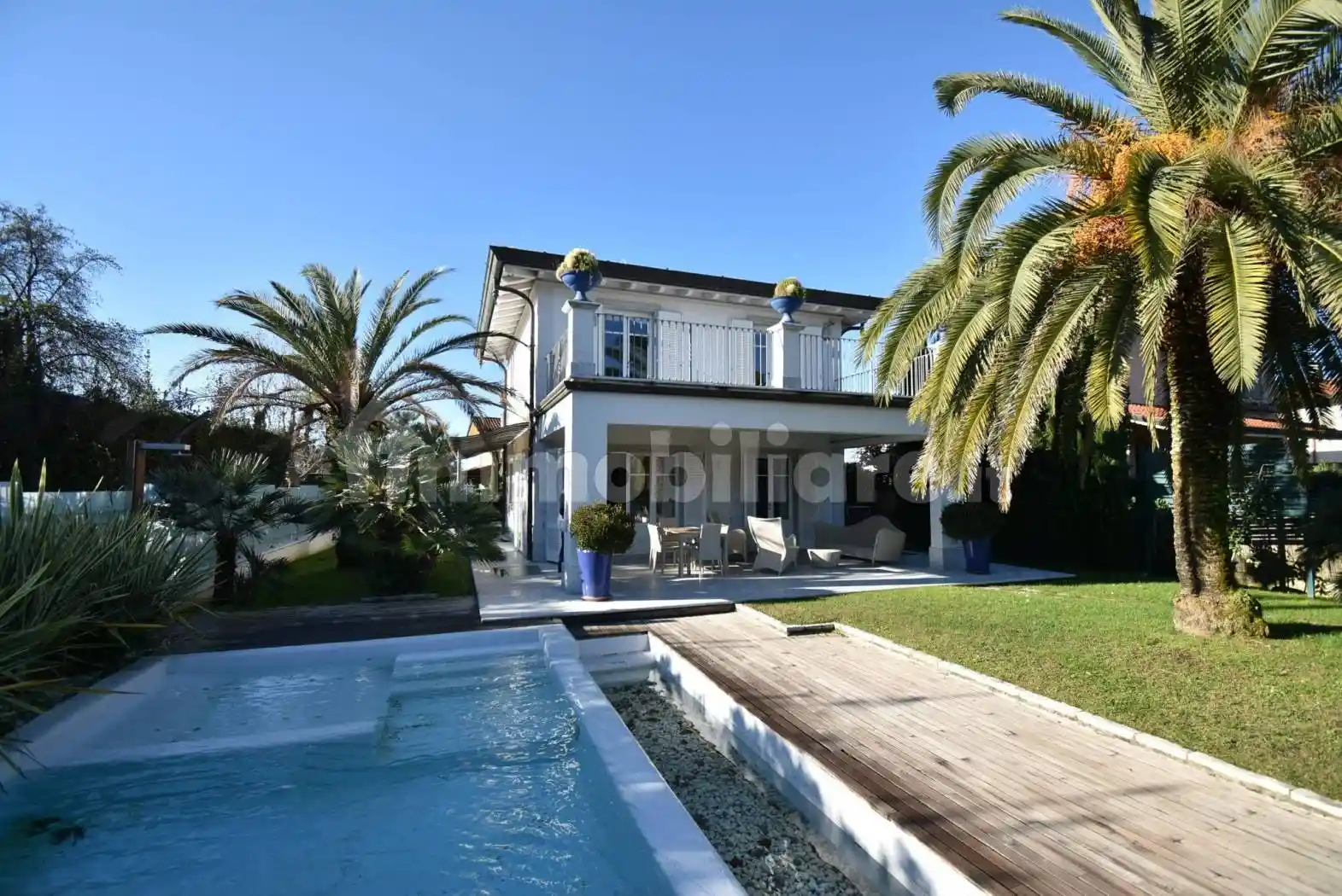 Villa in vendita a Forte dei Marmi