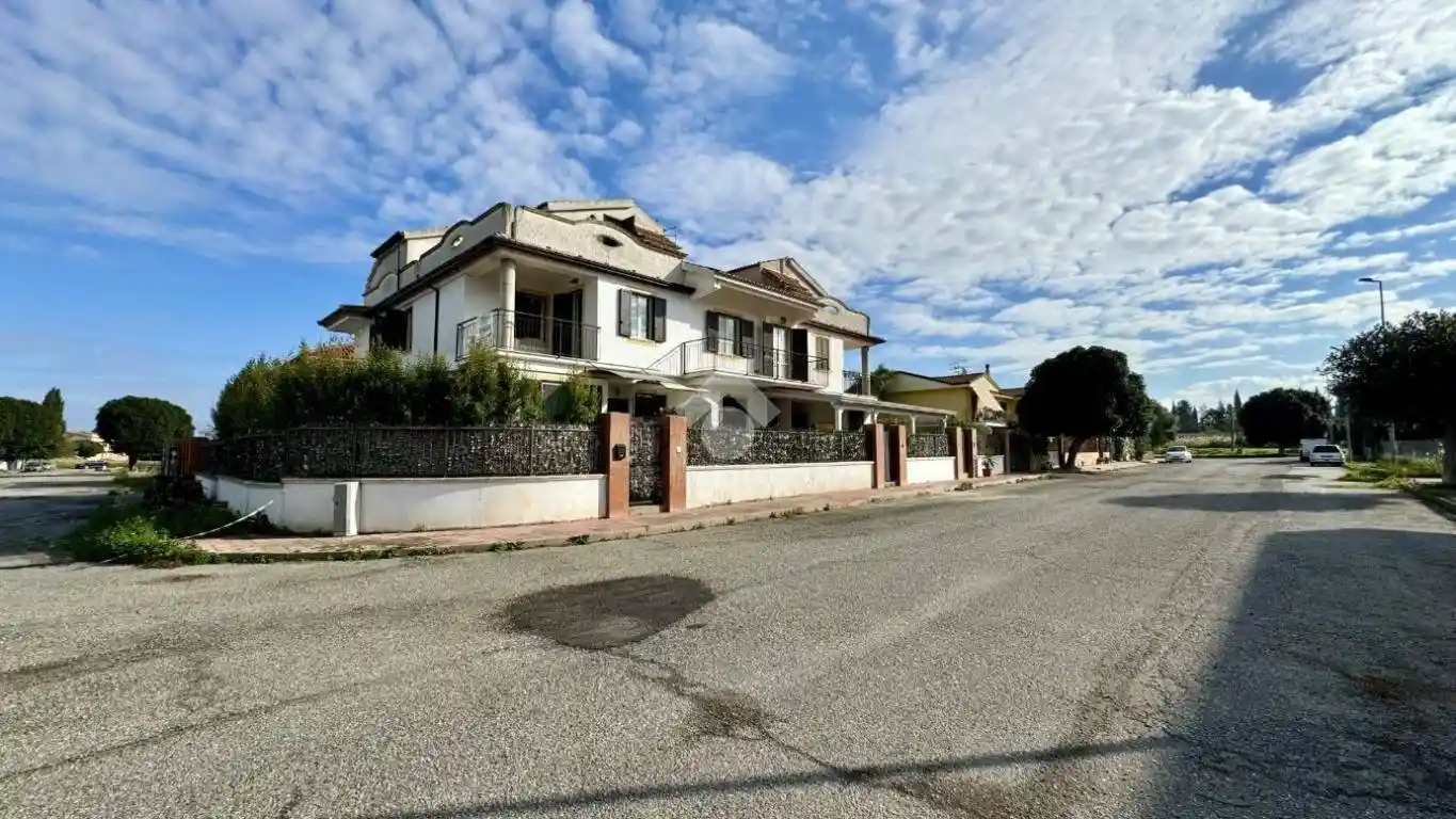 Appartamento in vendita a Corigliano-Rossano