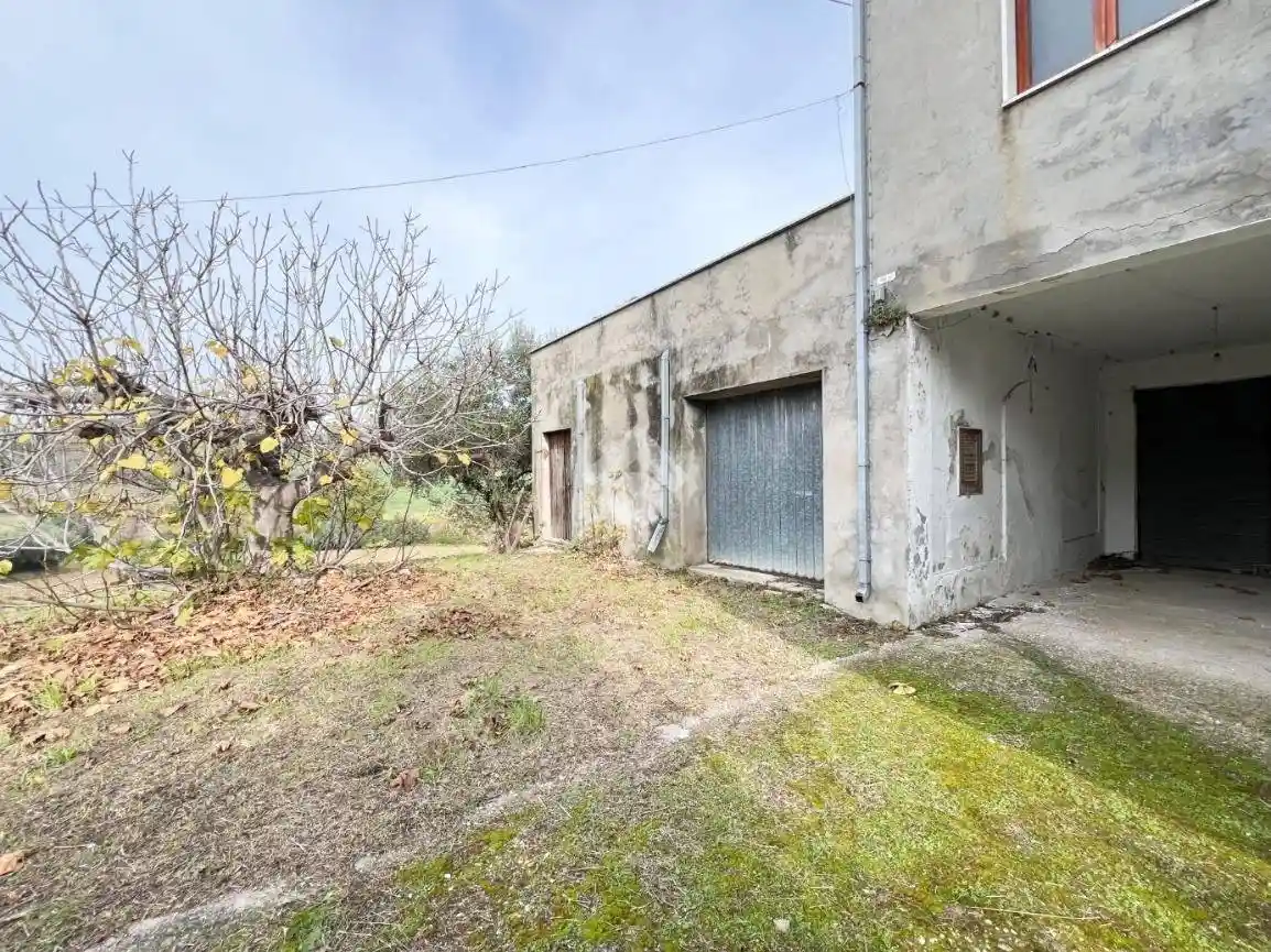 Palazzo - Edificio in Vendita - foto 2