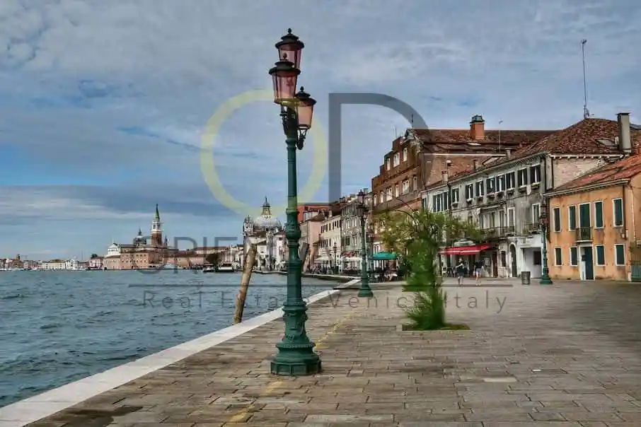 Casa indipendente in vendita a Venezia