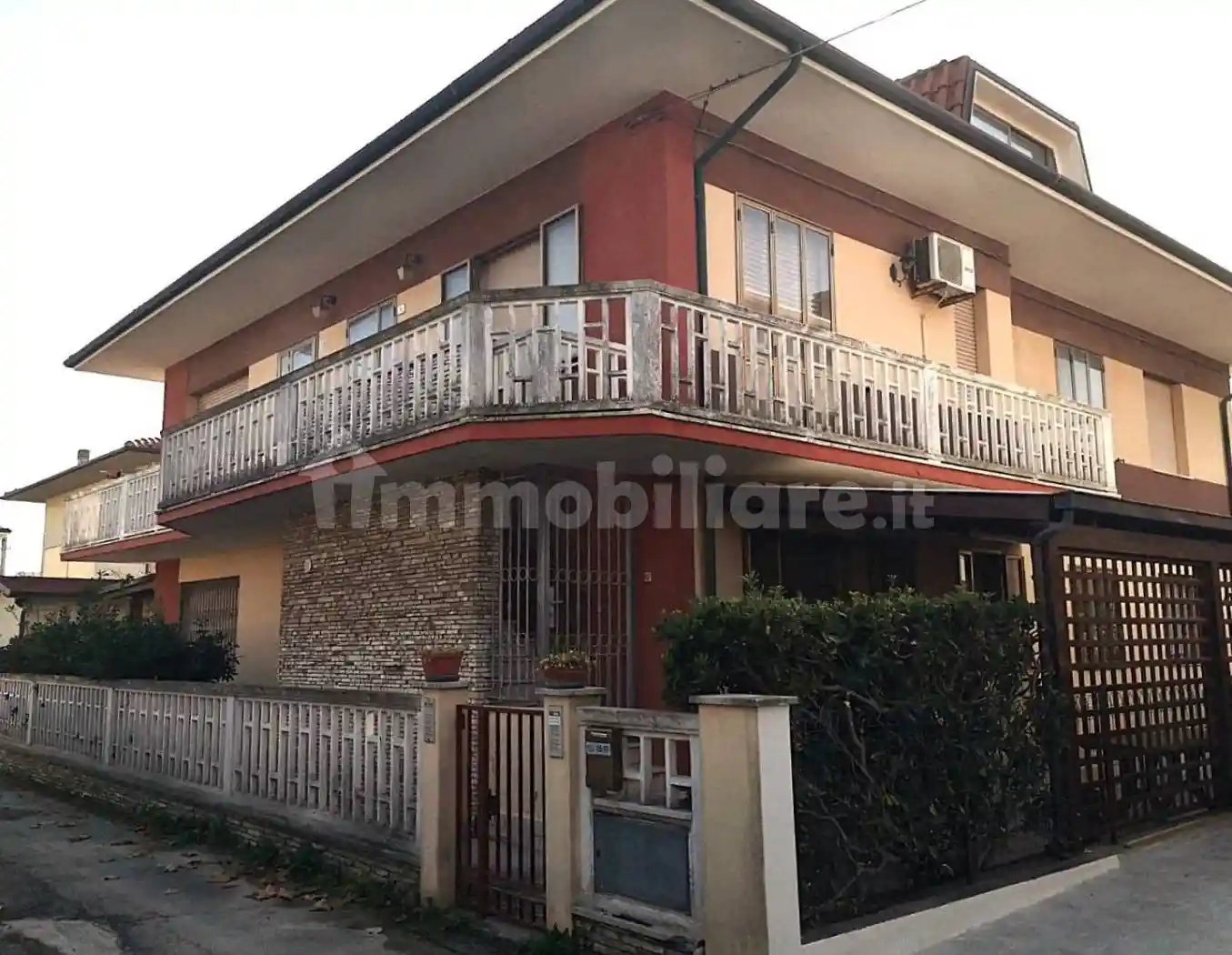 Villa in vendita a Mondolfo