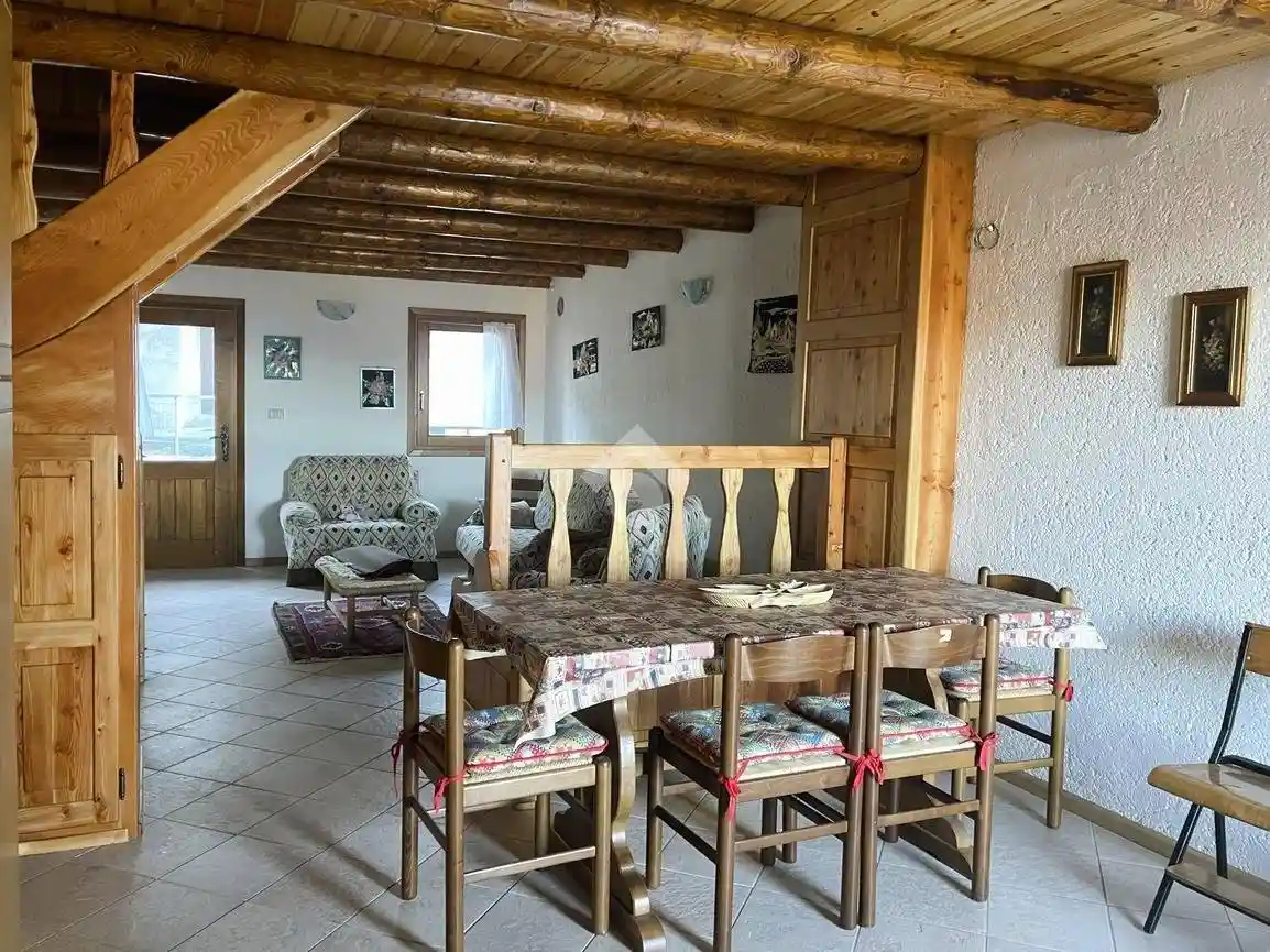 Casa indipendente in vendita a Teglio