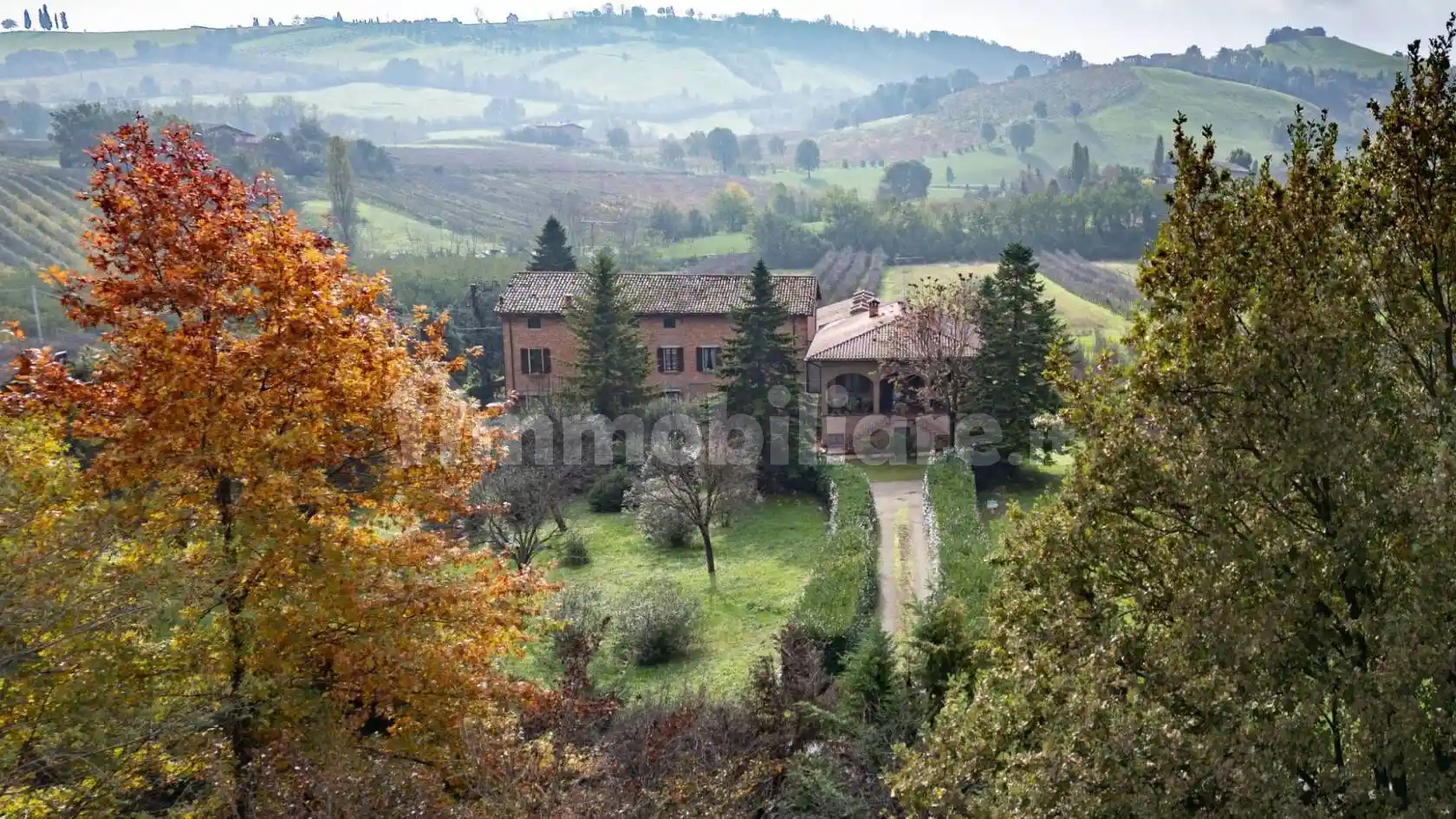 Rustico - Casale in vendita a Castelvetro di Modena