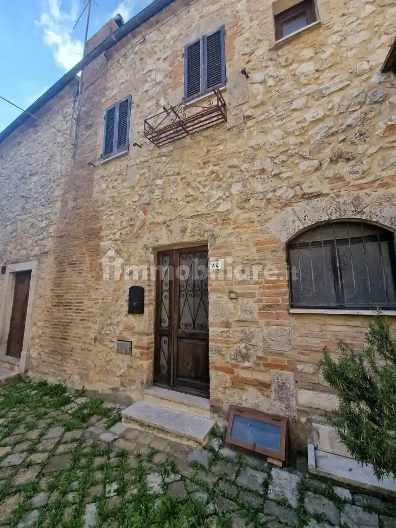 Villetta a schiera in vendita a Lugnano in Teverina