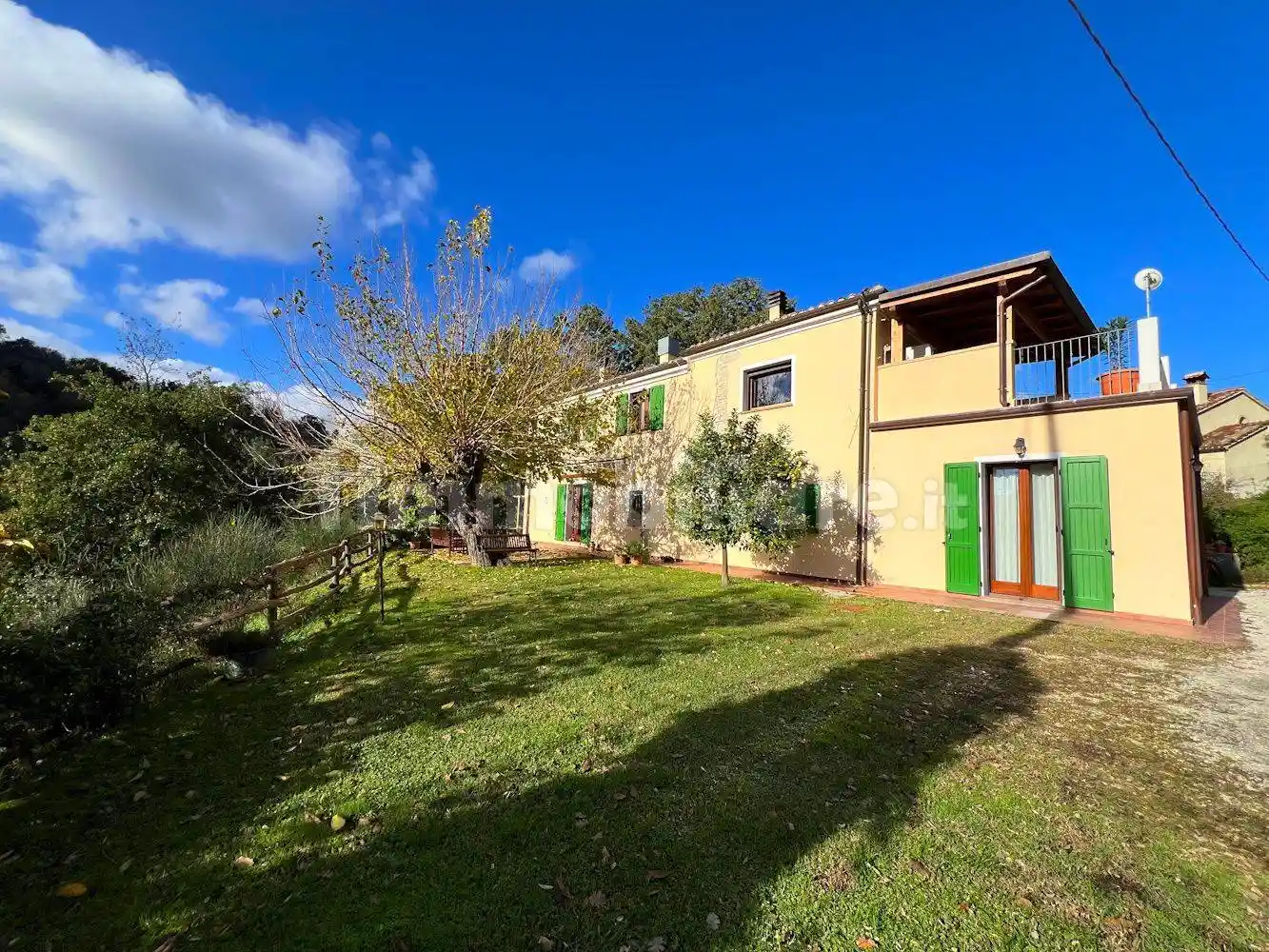 Rustico - Casale in vendita a Pesaro