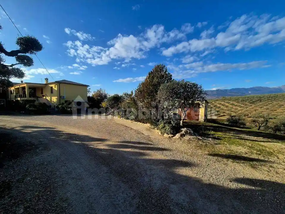 Rustico via San Quirico 5, Centro, Loreto Aprutino - foto 2