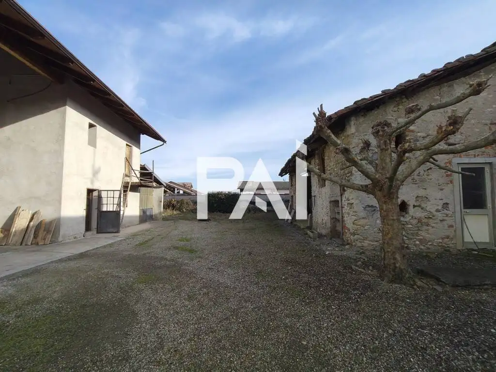 Rustico - Casale in vendita a Garzigliana