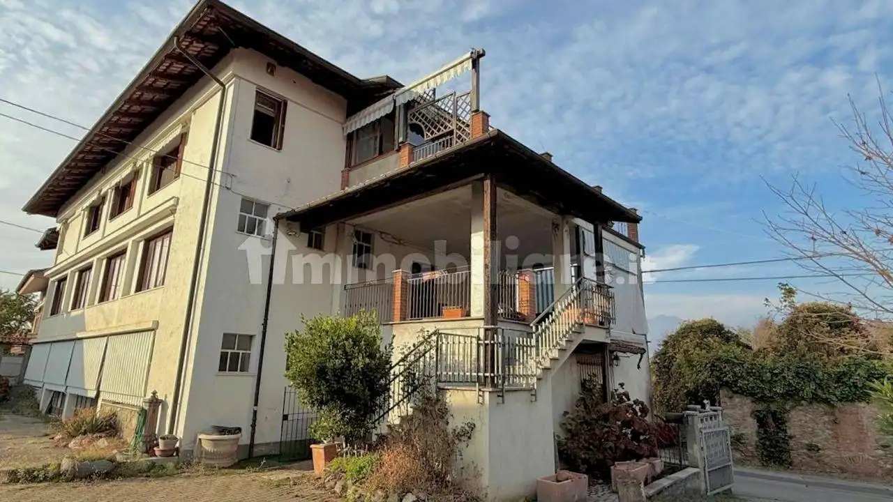 Casa indipendente in vendita a San Martino Canavese