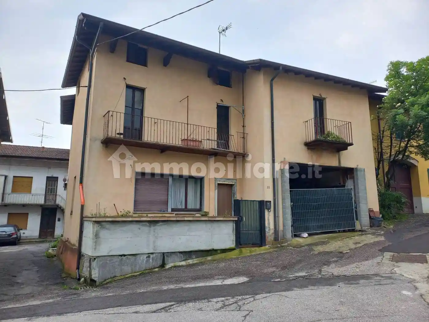Terratetto unifamiliare 120 m², da ristrutturare, Lissago - Calcinate, Varese - foto 2