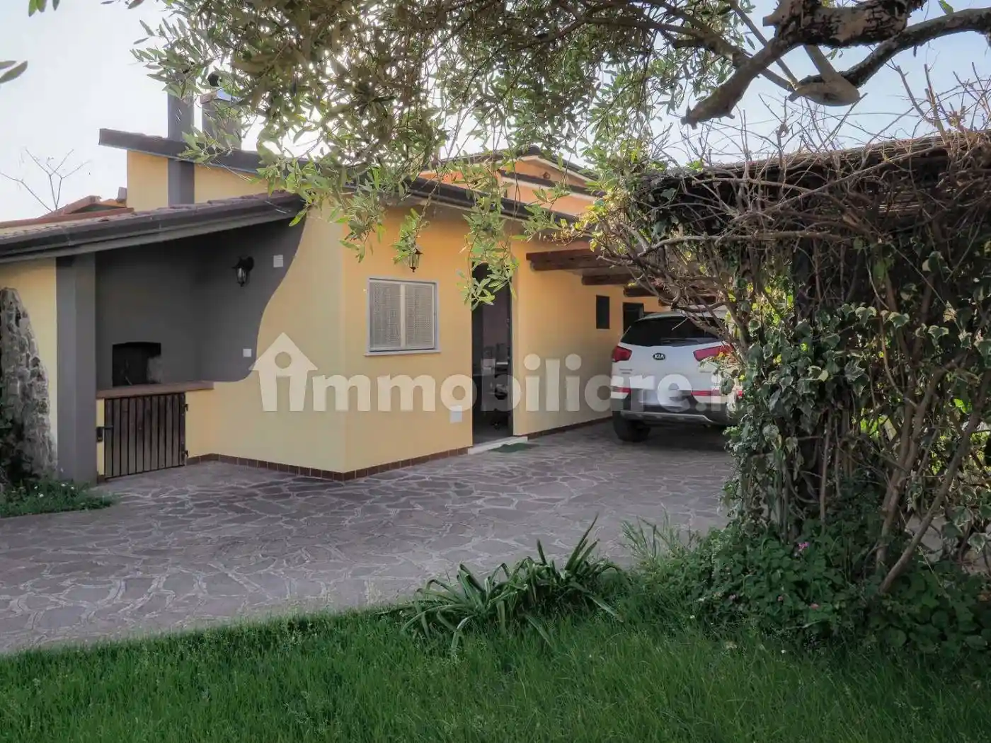 Villa in vendita a Carrara