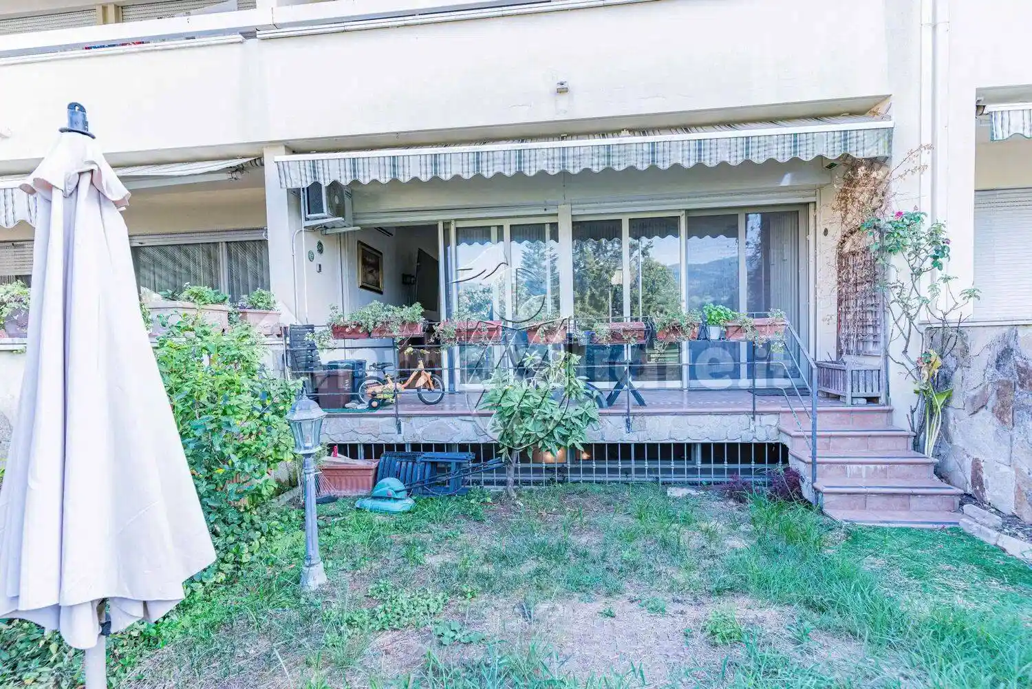 Villa in vendita a Luni