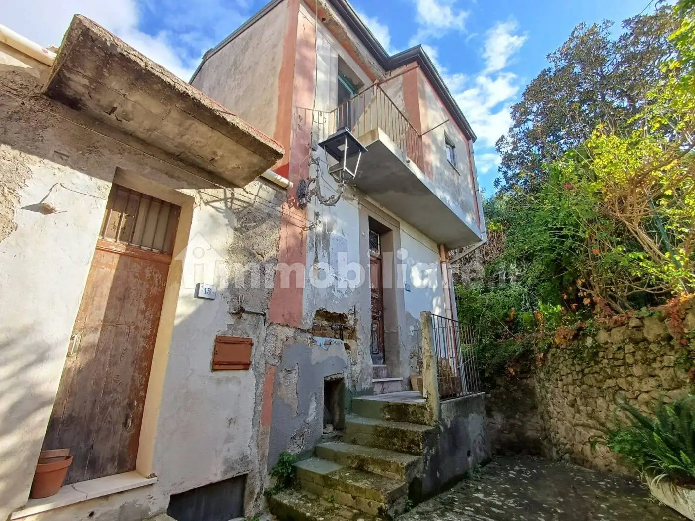 Casa indipendente in vendita a Ficarra