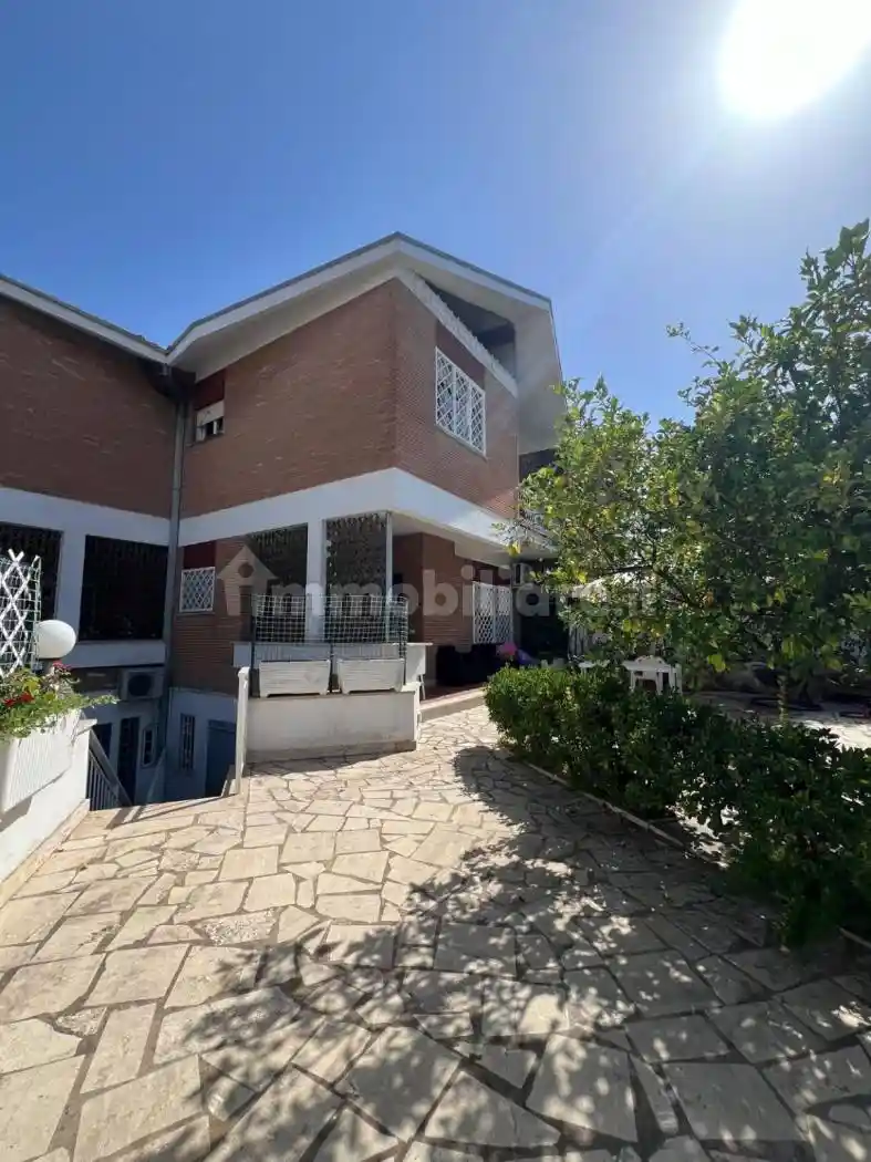 Villa in vendita a Anzio