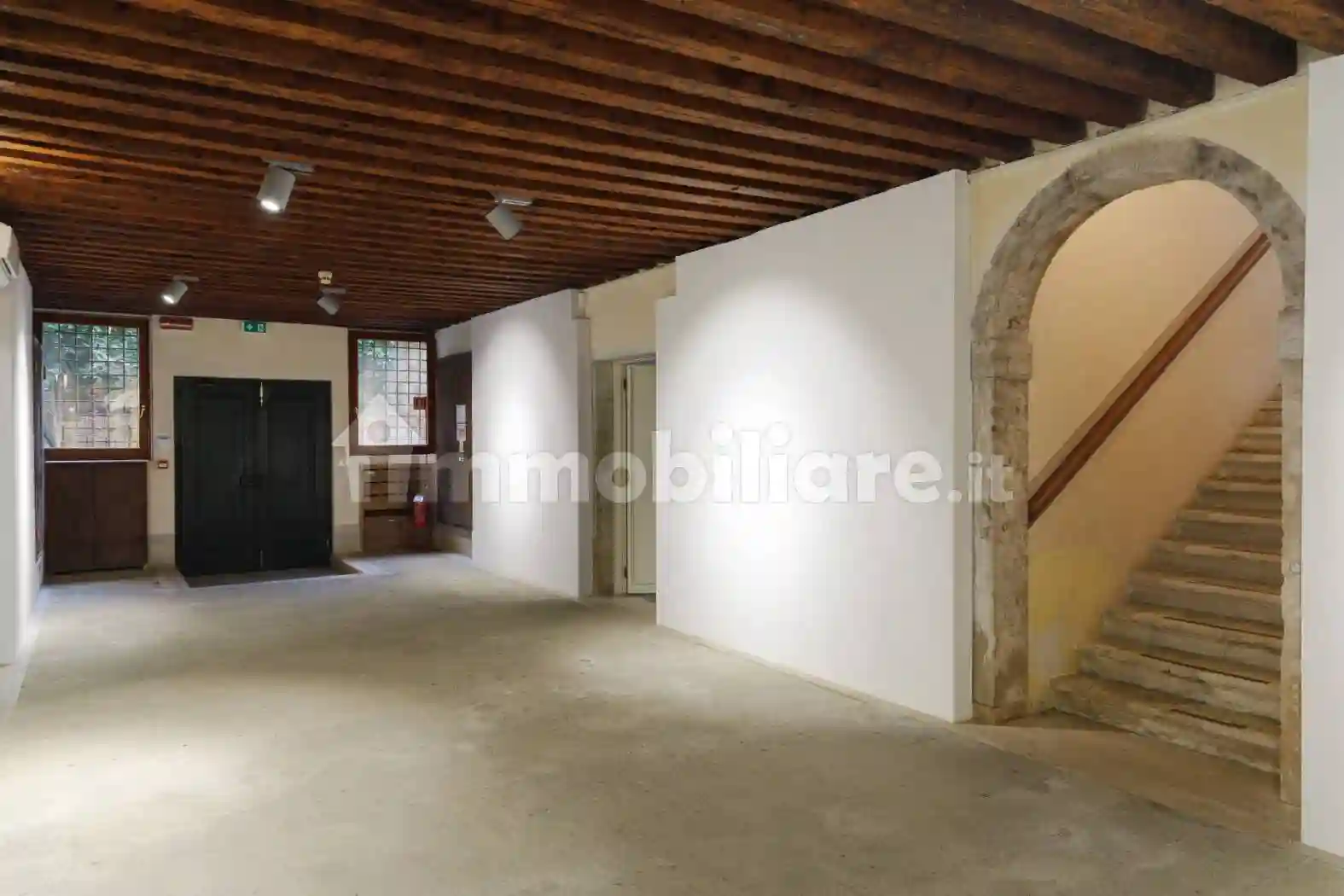 Palazzo - Edificio - foto 2