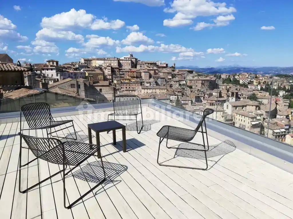 Appartamento in affitto a Perugia