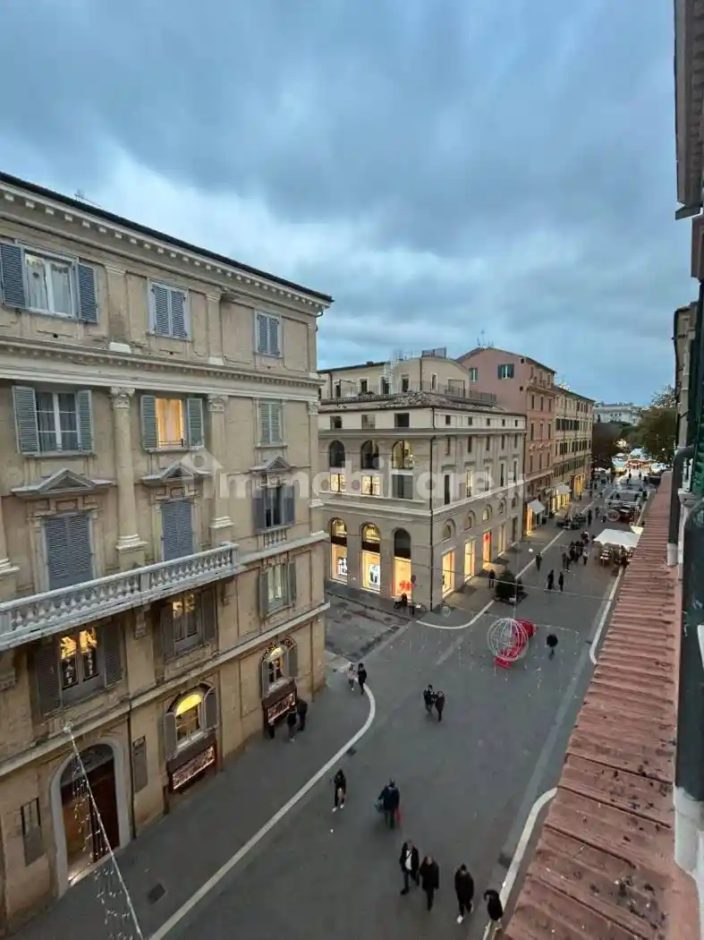 Appartamento in vendita a Ancona