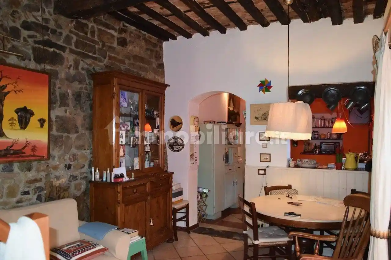 Appartamento in vendita a Campiglia Marittima