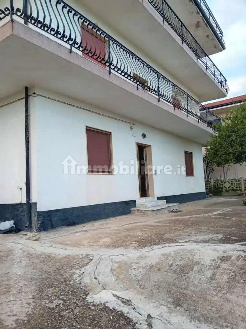 Appartamento in vendita a Bruzzano Zeffirio