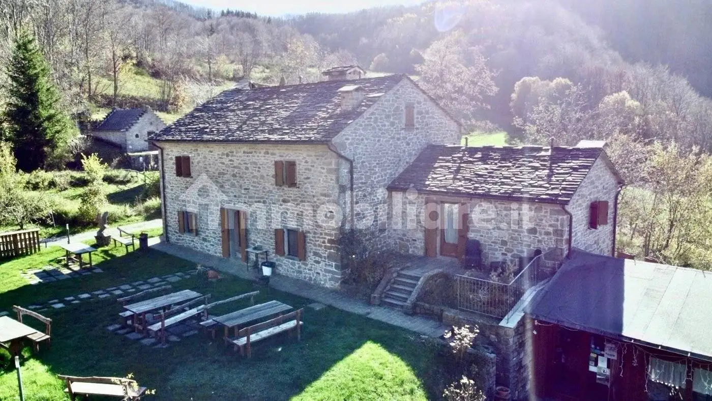 Palazzo - Edificio in vendita a Fiumalbo