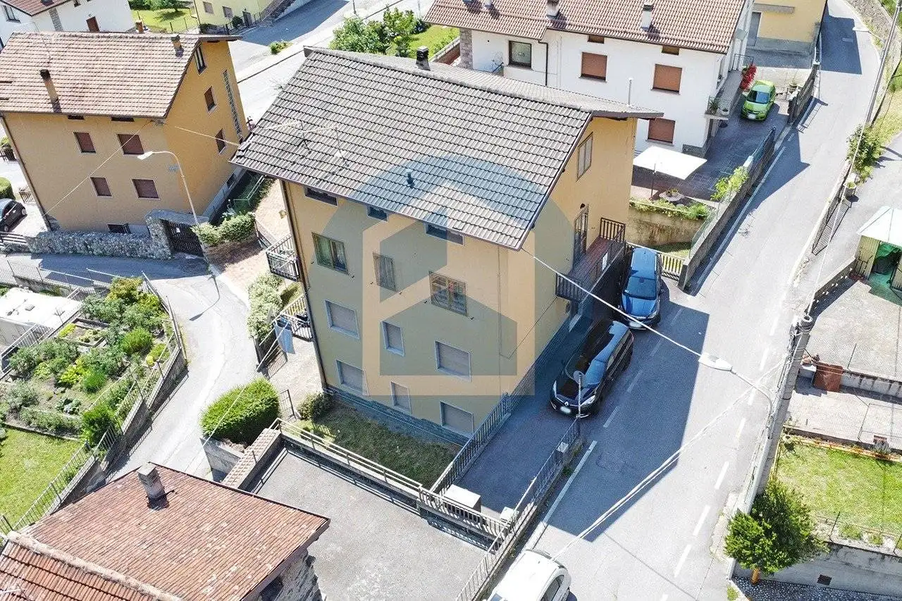 Appartamento via I° Maggio, Demo, Berzo Demo - foto 2