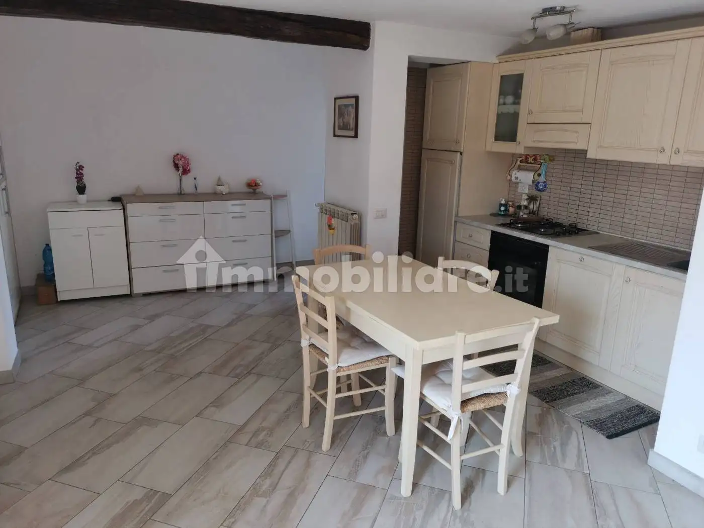 Bilocale buono stato, secondo piano, Bardello con Malgesso e Bregano - foto 2