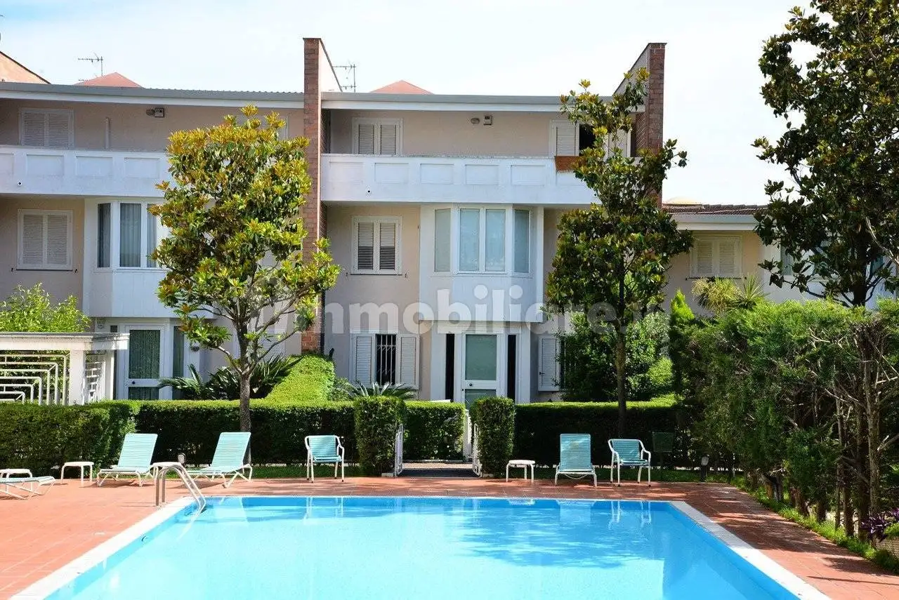 Villetta a schiera in vendita a Caserta