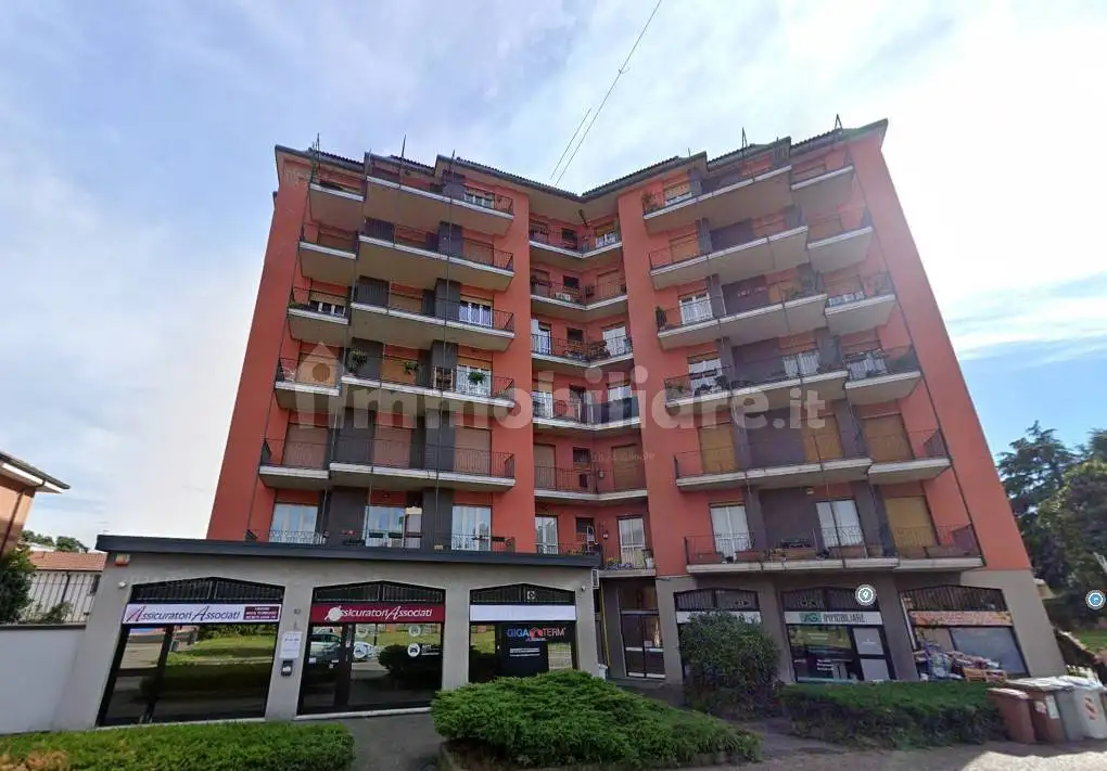 Appartamento in affitto a Desio