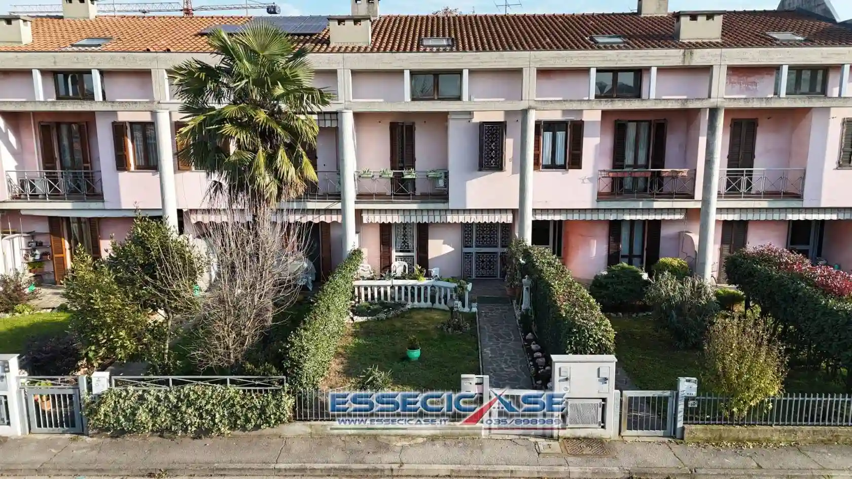 Villetta a schiera - foto 2