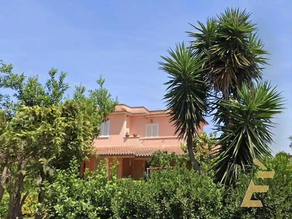 Villa in vendita a Aprilia