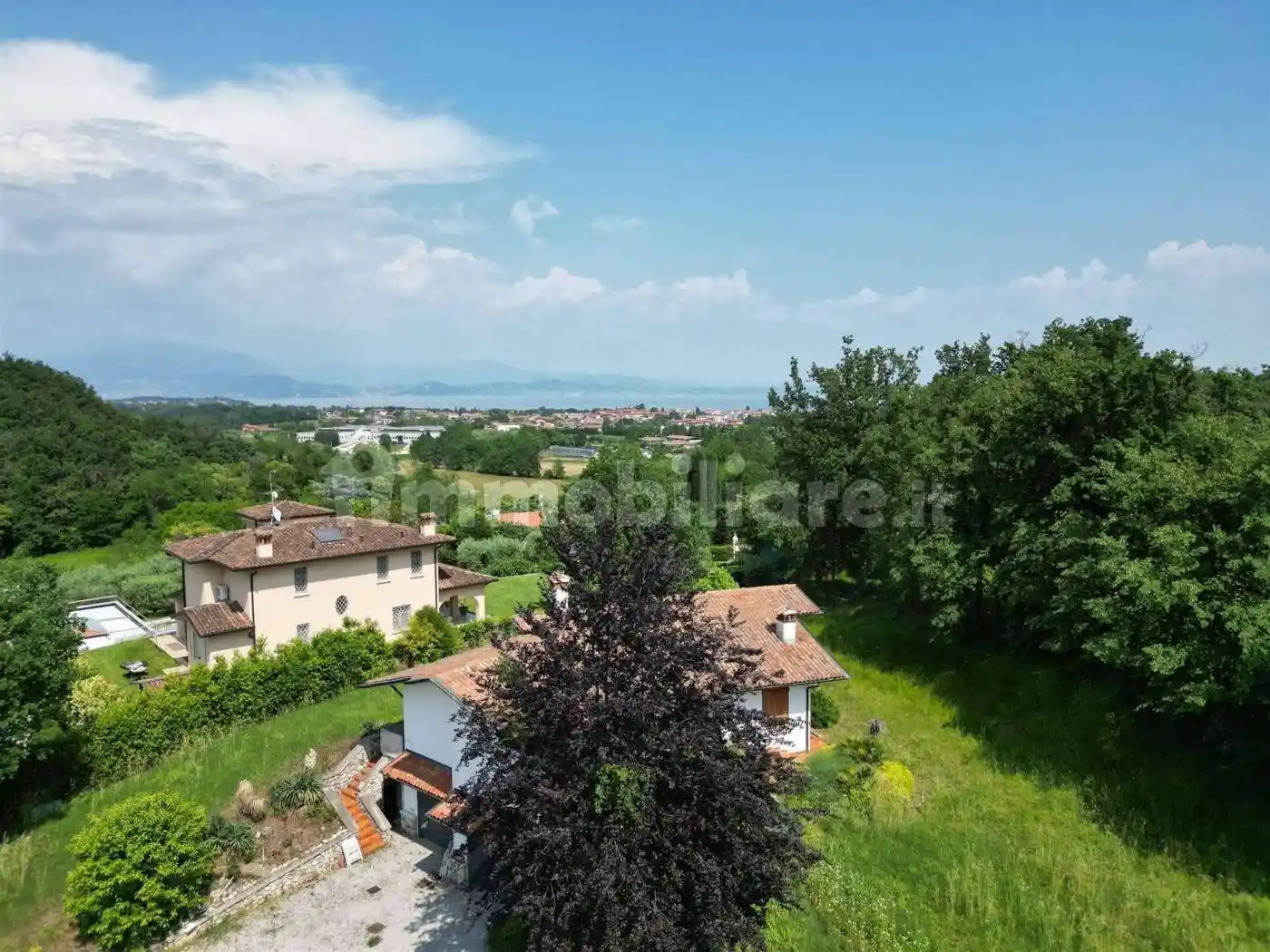 Villa in vendita a Soiano del Lago