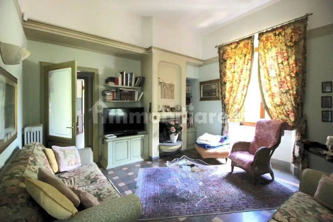 Villa in vendita a Pescia