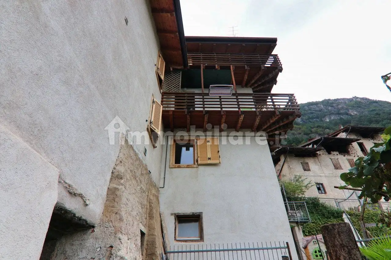 Appartamento in vendita a Besenello