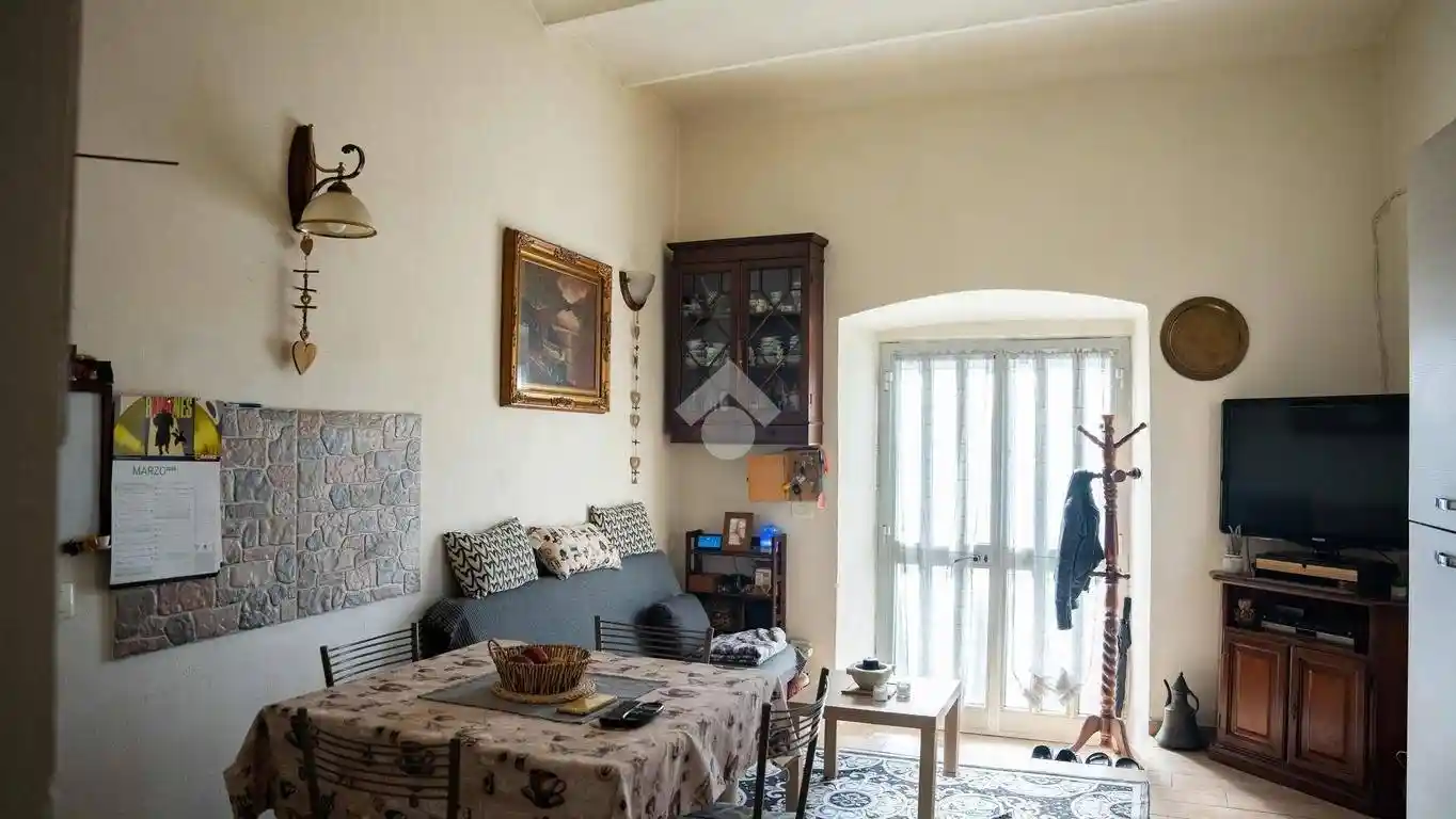 Appartamento in vendita a San Colombano Certenoli